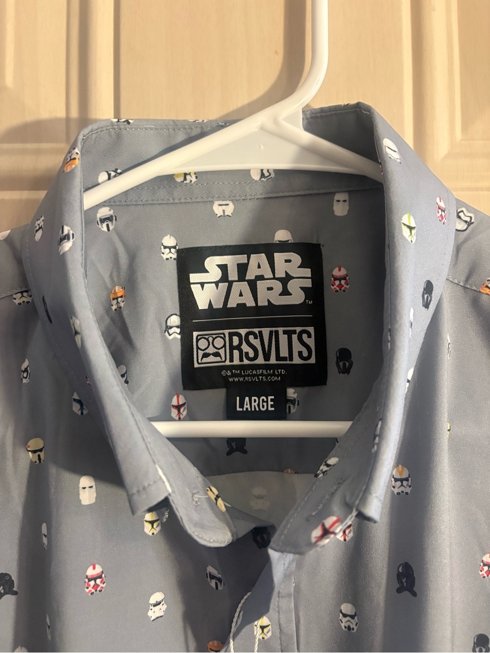 RSVLT Men’s LARGE NWT Button shirt Starwars Troopers Casual Golf - Picture 4 of 10